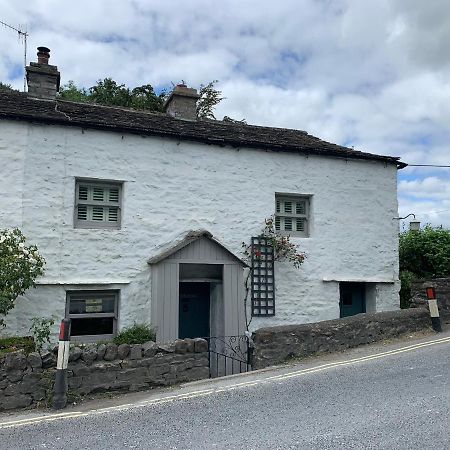 Hannam Cottage, Beautiful Listed Cottage At Start Of The 3 Peaks ホールトン・イン・リブルズデール エクステリア 写真