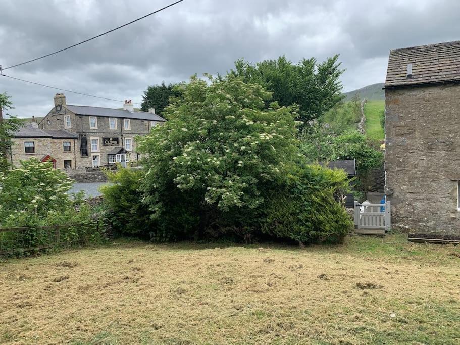 Hannam Cottage, Beautiful Listed Cottage At Start Of The 3 Peaks ホールトン・イン・リブルズデール エクステリア 写真