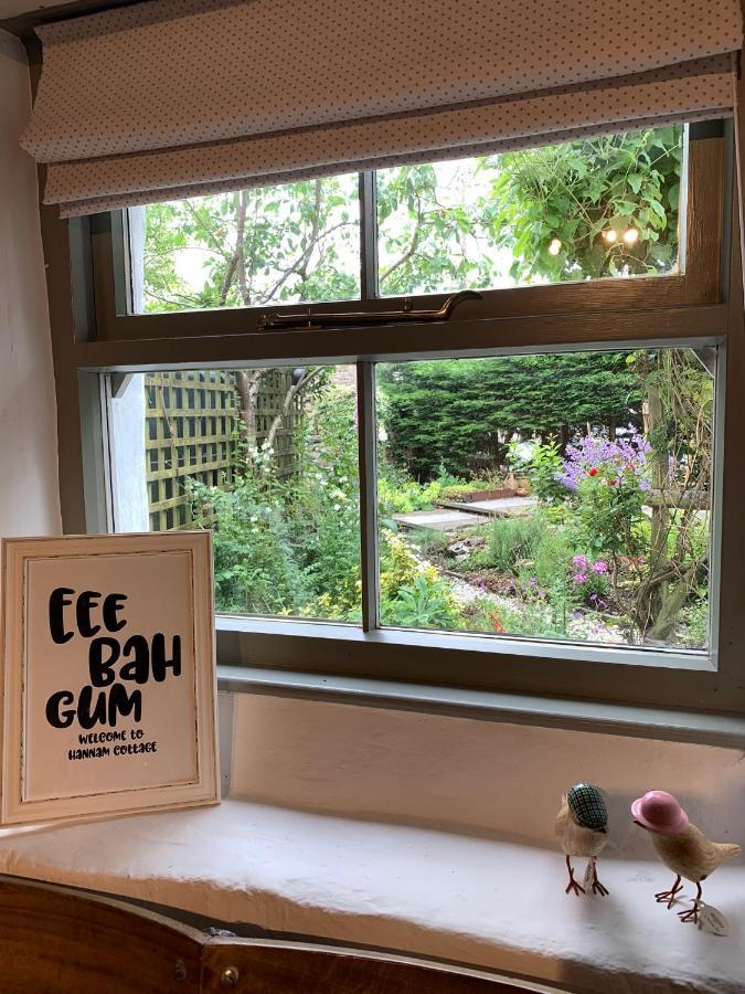 Hannam Cottage, Beautiful Listed Cottage At Start Of The 3 Peaks ホールトン・イン・リブルズデール エクステリア 写真