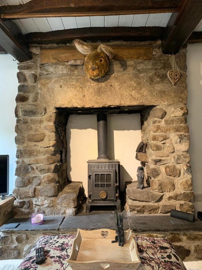 Hannam Cottage, Beautiful Listed Cottage At Start Of The 3 Peaks ホールトン・イン・リブルズデール エクステリア 写真